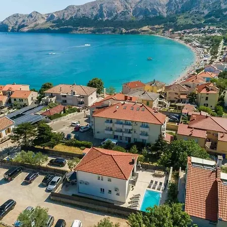 Holiday home In - Insel Krk 45221 *